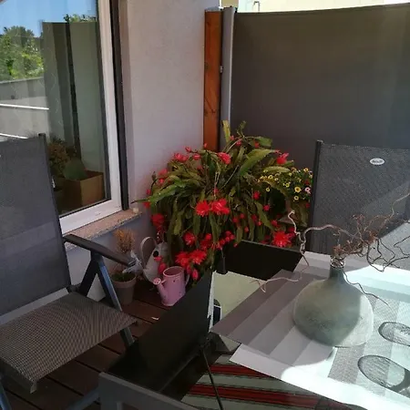 Apartment Fasanenhof Klinikum Und Uni Nah Mit Netflix