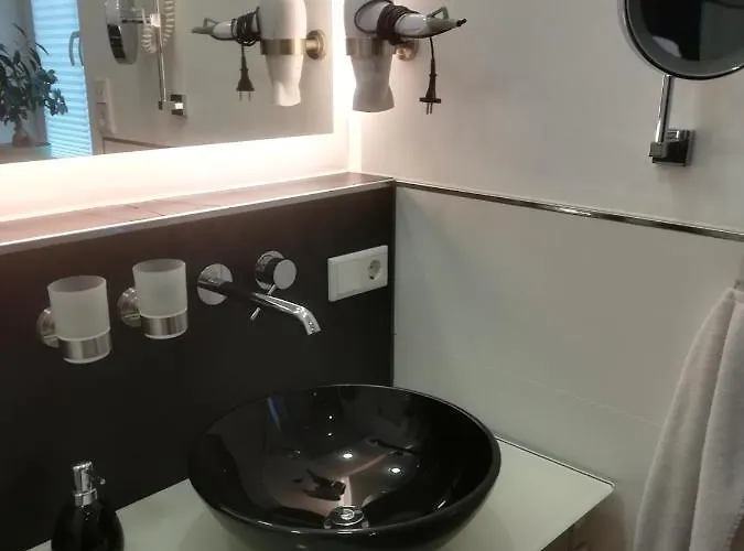 Fasanenhof Klinikum Und Uni Nah Mit Netflix